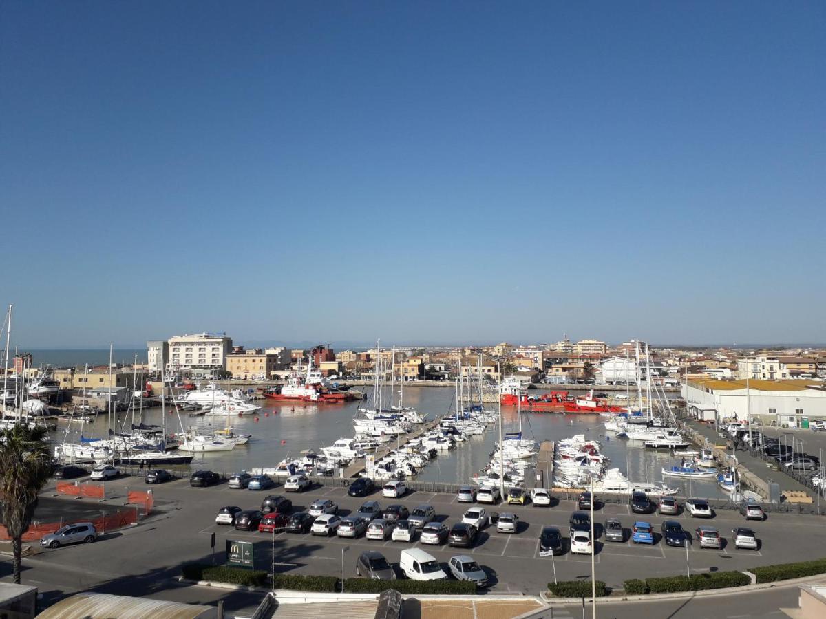 60sqm 2 bedroom, 1 bathroom Apartamento in Aeroporto Fiumicino Exterior foto
