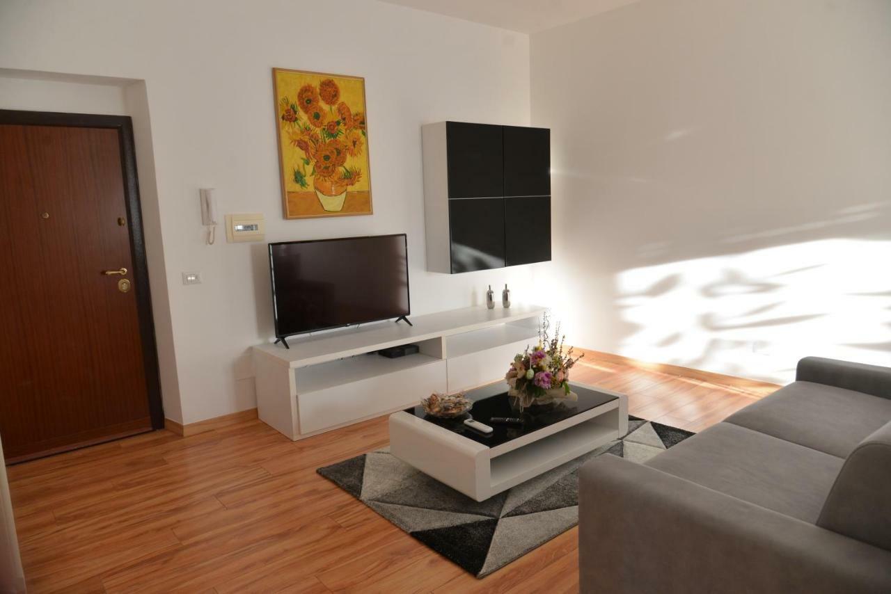 60sqm 2 bedroom, 1 bathroom Apartamento in Aeroporto Fiumicino Exterior foto
