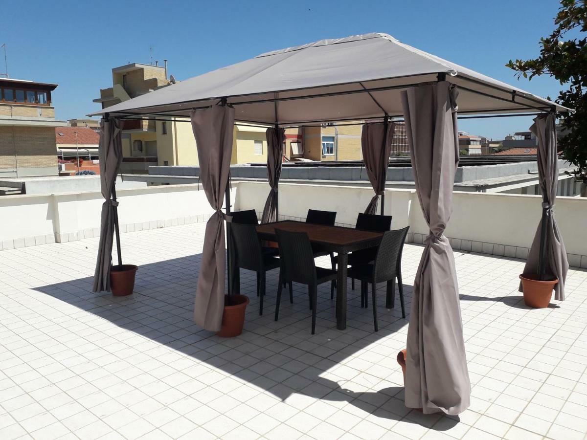 60sqm 2 bedroom, 1 bathroom Apartamento in Aeroporto Fiumicino Exterior foto